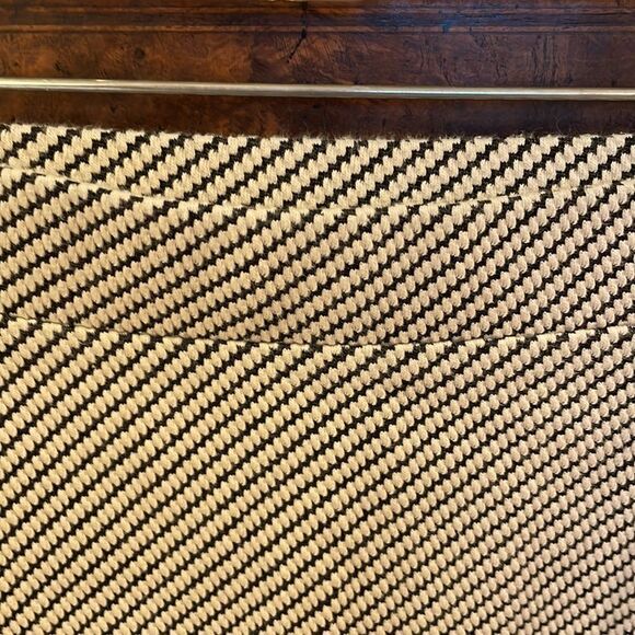 Ann Taylor Petit black and white zig zap woman’s skirt - Picture 4 of 8